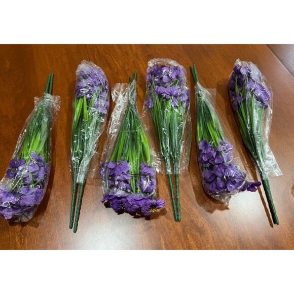 New 12 Pcs Artificial Flowers for Outdoor,Plastic Flowers Decoration - Picture 1 of 2